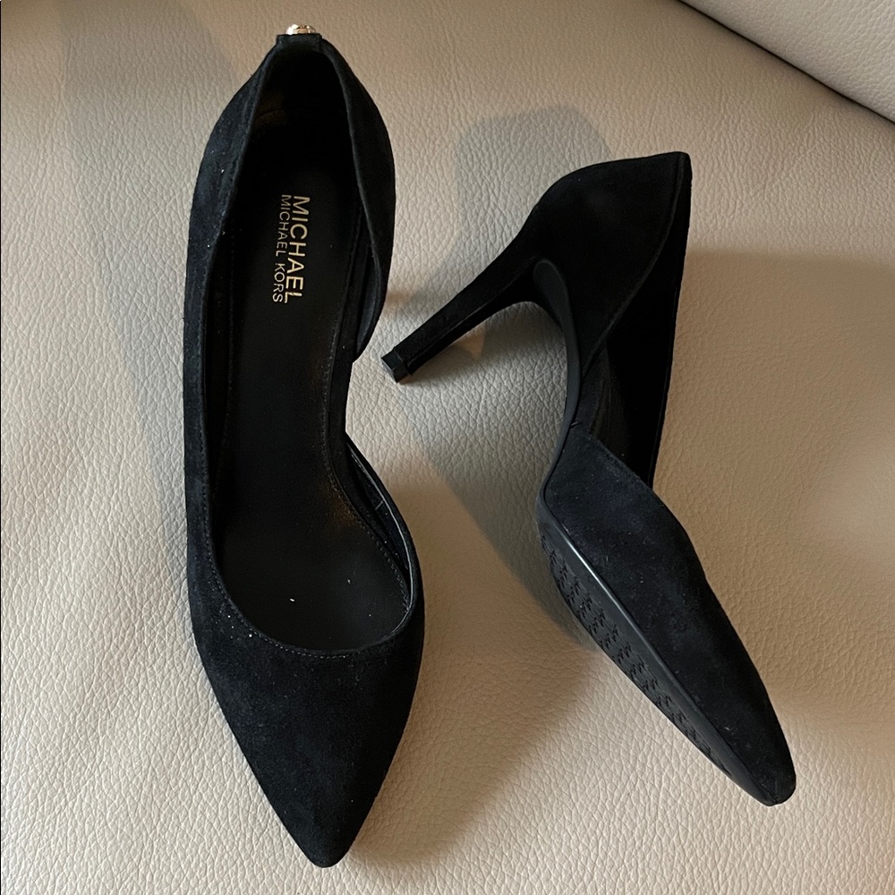 MICHAEL Michael Kors Black Suede Heels